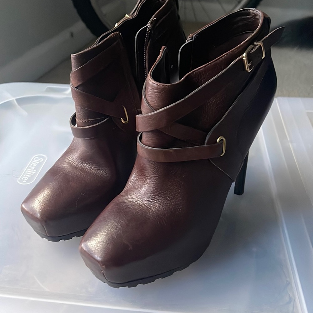 Guess brown leather booties. 8.5. Never worn.